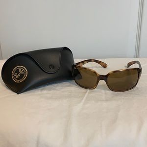 Ray-Ban Havana RB4068 Polarized Sunglasses